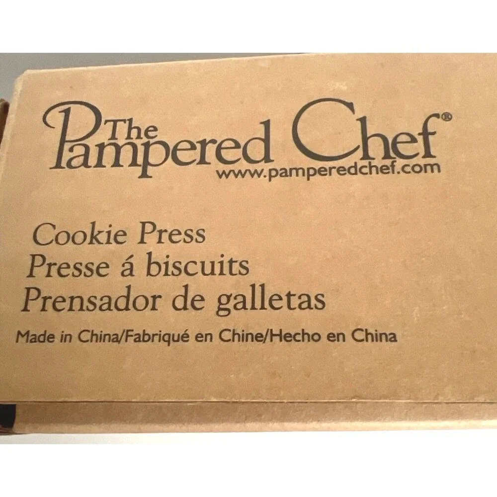 The‎ Pampered Chef Cookie Press With 16 Discs & Recipe Cards